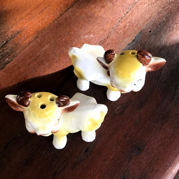 Vintage Ceramic Cow Creamer & Salt n Pepper shaker - Picture 4 of 6